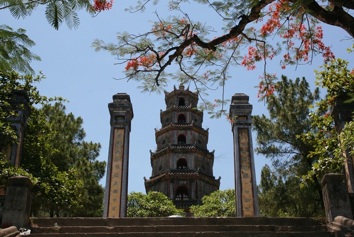 Hue attractions