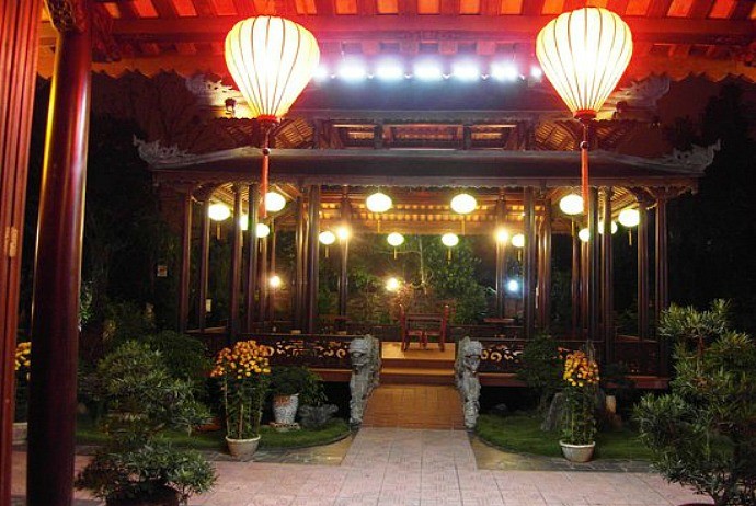 hue restaurants