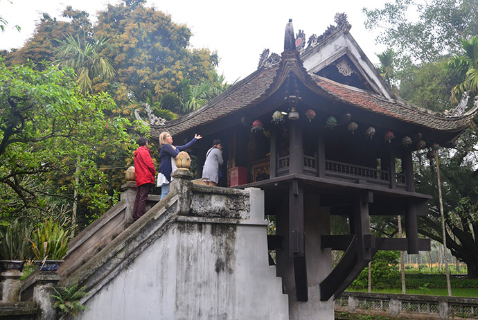 Visit Pagodas Hanoi