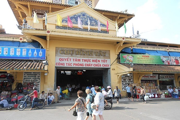 shopping in Ho Chi Minh