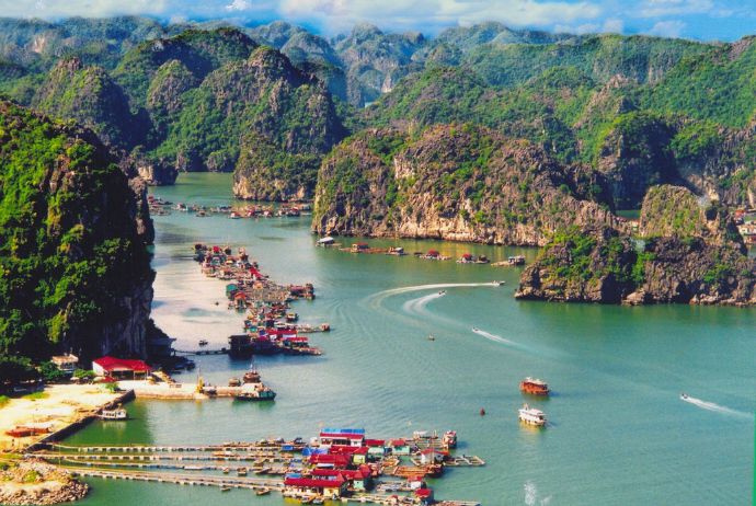 Halong Bay attractions