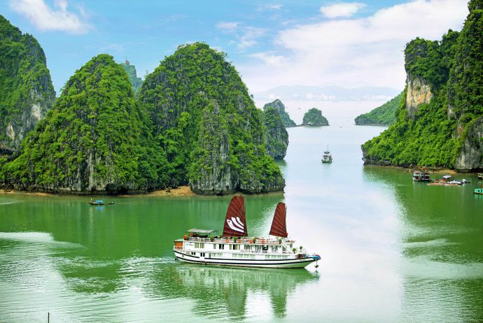 Halong Bay attractions