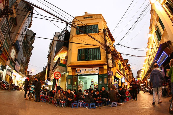 shopping in hanoi