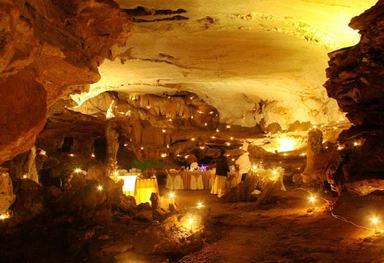 things to do in halong bay - dining in the cave