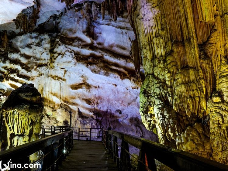 vietnam photos - quang binh caves