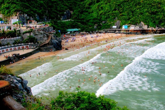 20-most-beautiful-beaches-in-vietnam