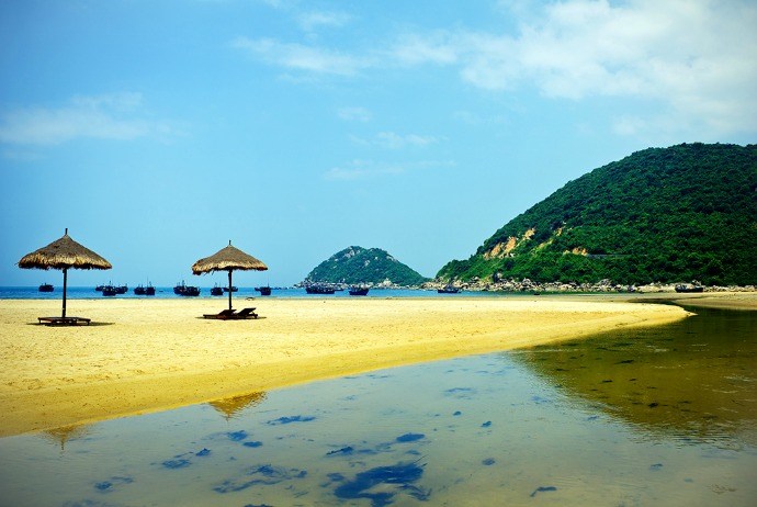 20-most-beautiful-beaches-in-vietnam