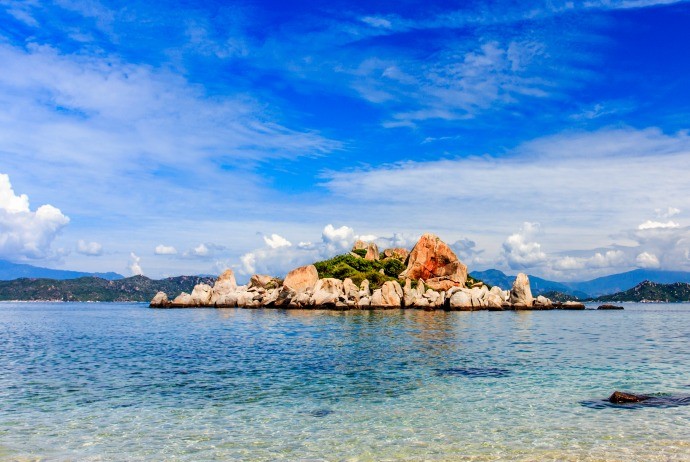 20-most-beautiful-beaches-in-vietnam