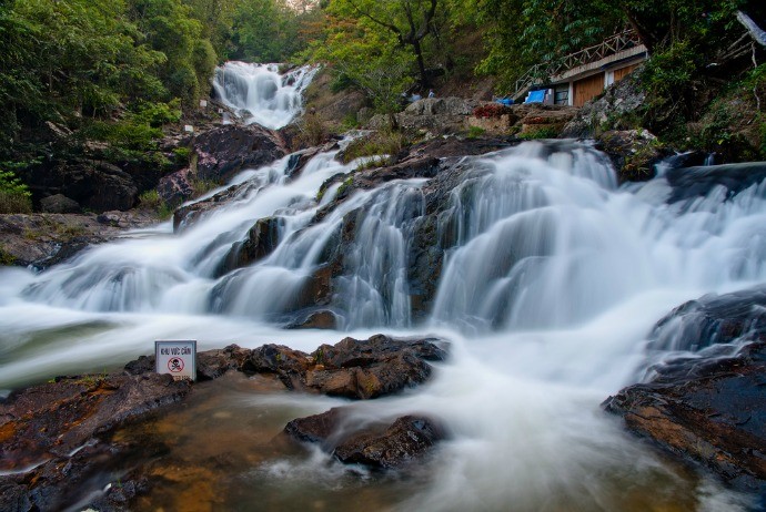 most beautiful waterfalls in Vietnam 