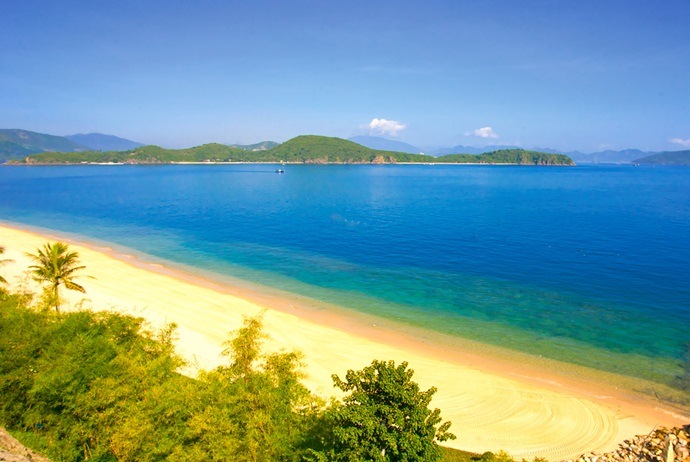 hon tam island travel guide - citypassguide