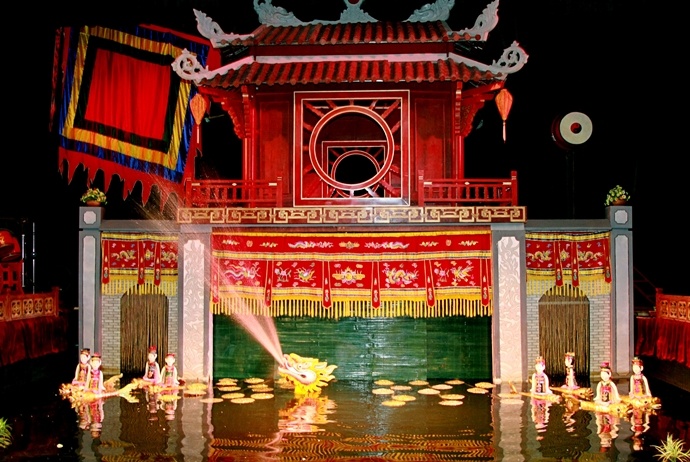 ha noi old quarter - thang long water puppet theater