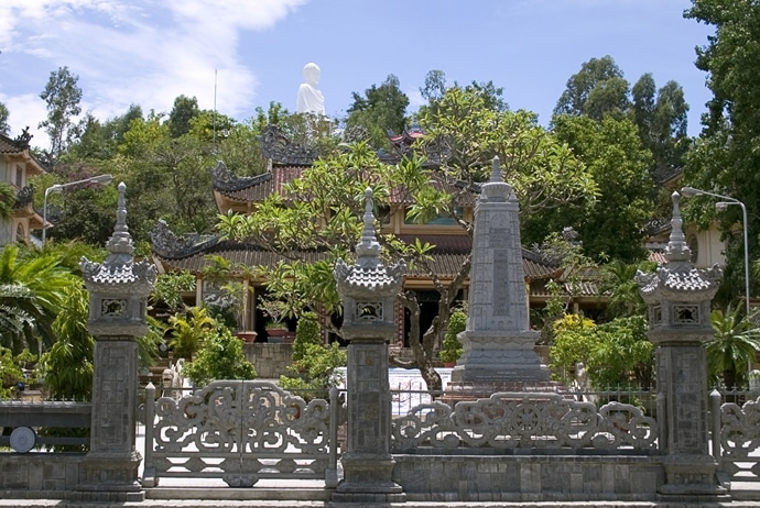 long son pagoda - vi.wikipedia