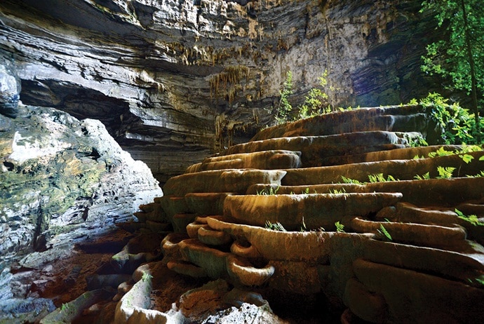 coc san cave - location of coc san cave in vietnam