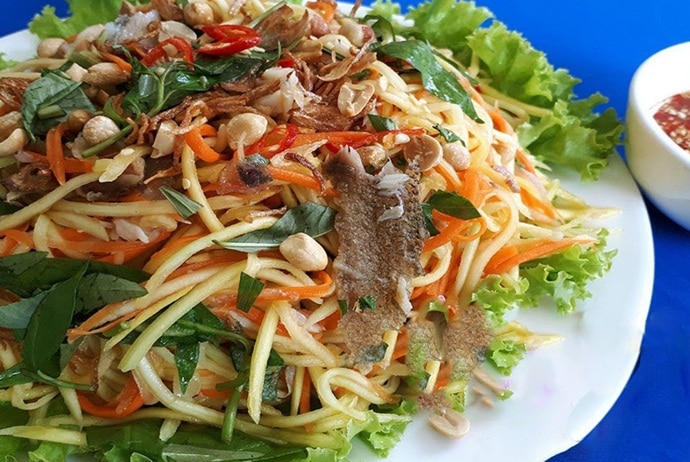 green mango salad - nom xoai on hang duong street