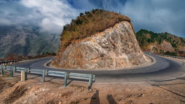 sapa cloud bridge in vietnam