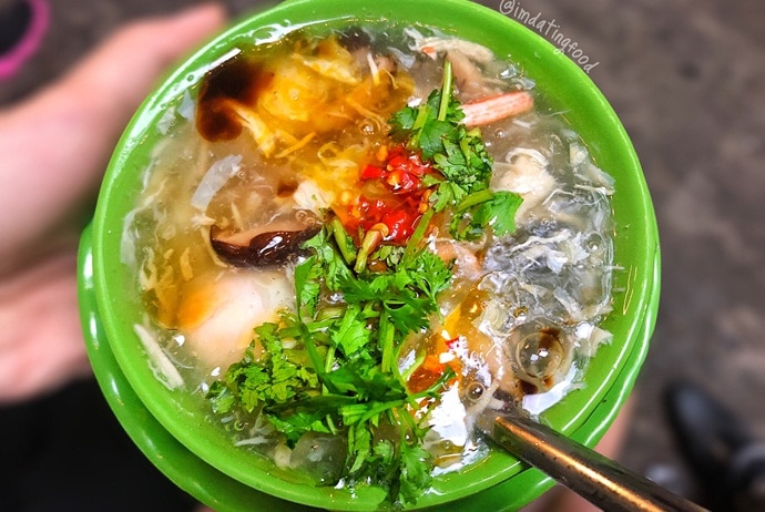 vietnamese crab soup - sup cua on hoa cuc street