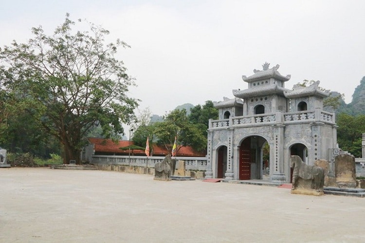 thai vi temple - accommodations near thai vi temple 