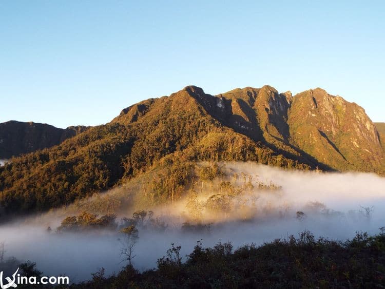 Ky Quan San Mount (Núi Muối Or Bạch Mộc Lương Tử) Photo Album In Lao Cai, Vietnam