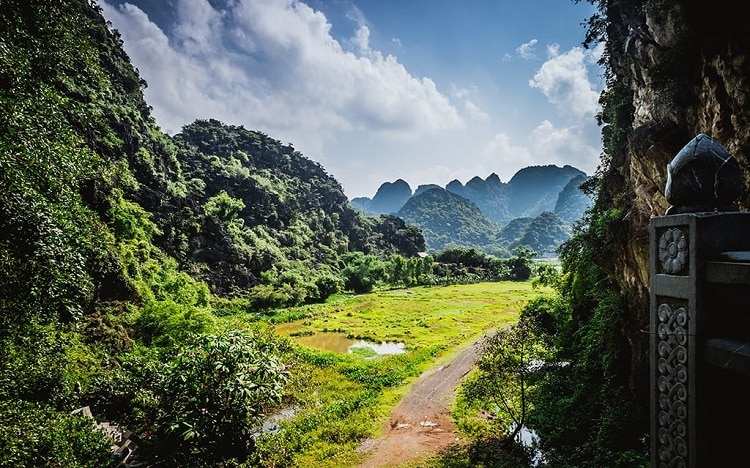 tuyet tinh coc - where is ninh binh tuyet tinh coc, and how to get there