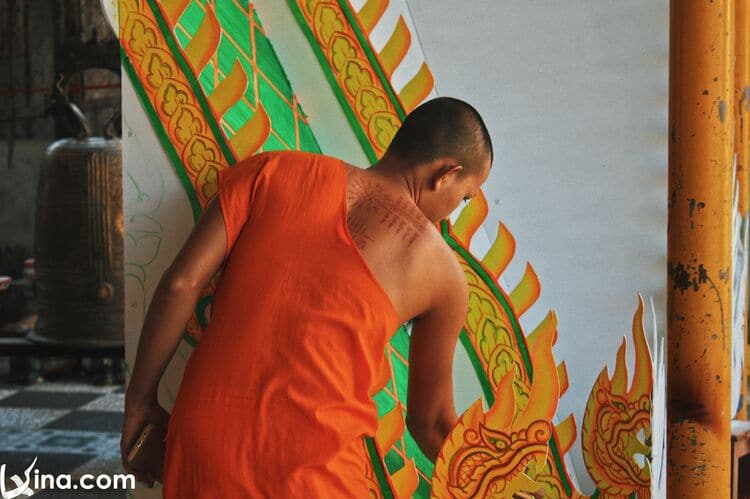 vietnam photos - photos of colorful khmer pagodas