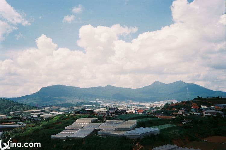 vietnam photos - landscape of dalat