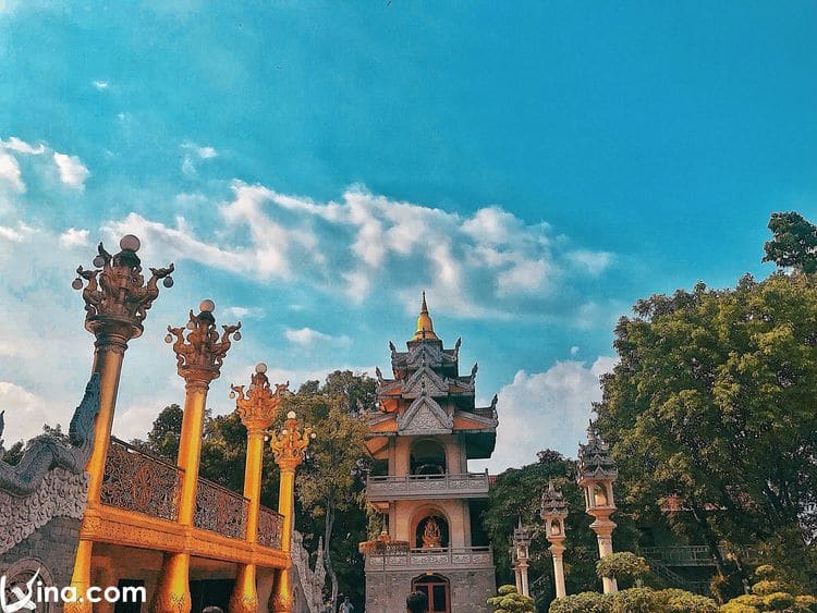 vietnam photos – buu long pagoda photos