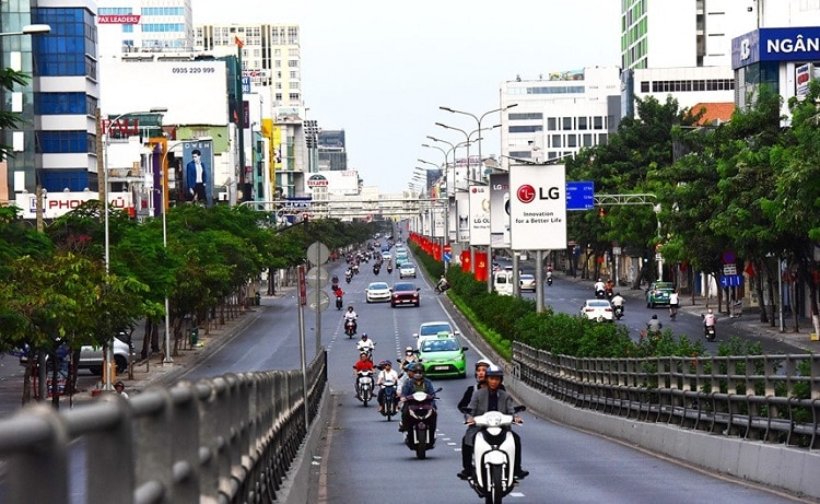 vietnam photos - shopping streets in ho chi minh