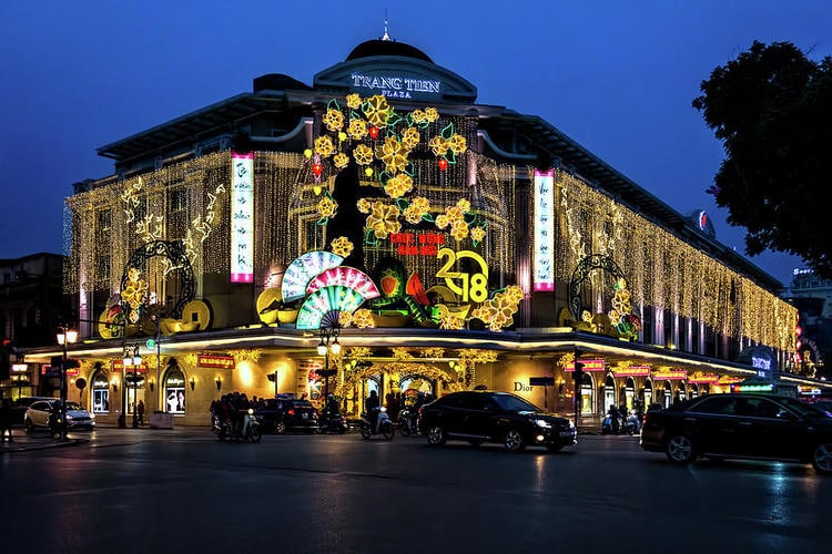 Louis Vuitton Hanoi Trang Tien Plaza Store, Viet Nam