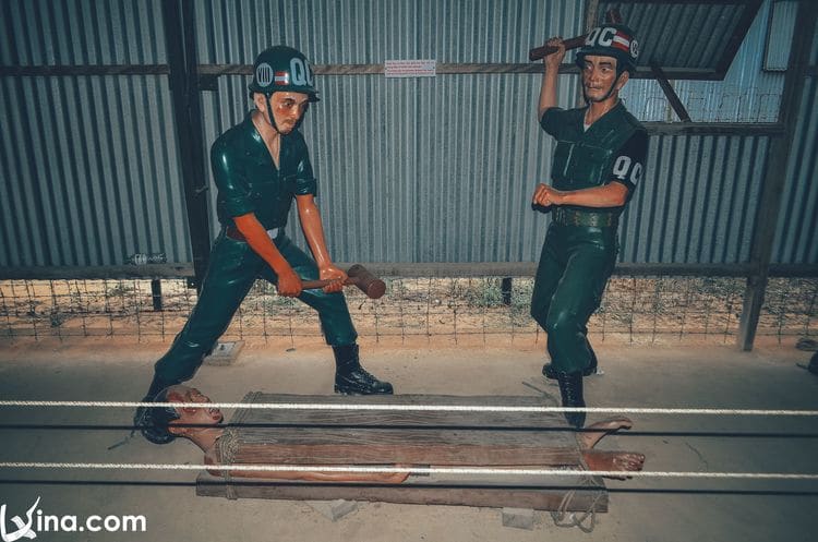 vietnam photos - phu quoc prison photos