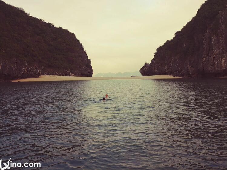 vietnam photos - lan ha bay photos