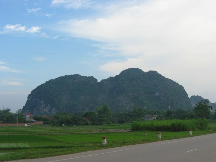 vietnam photos - elephant mountain 