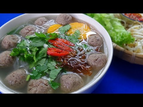 Delicious Vietnamese Rice Noodles with Beef Meatballs Recipe