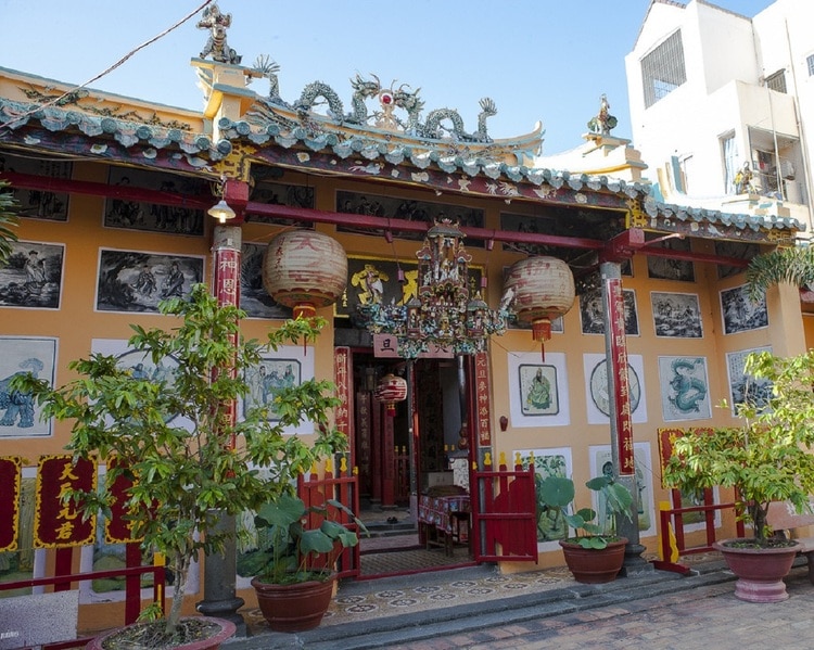 ong pagoda in can tho vietnam